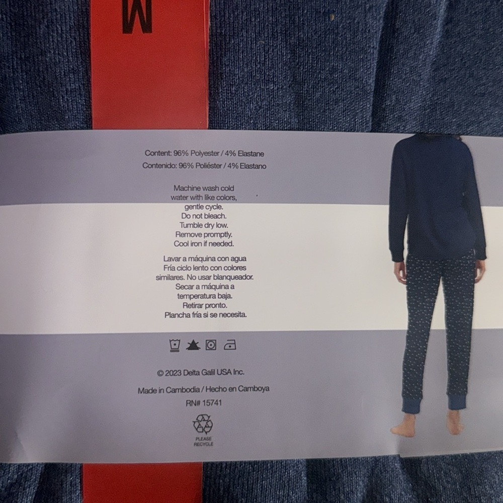 BRAND NEW WOMEBS LOUNGE SET SIZE MEDIUM FOR SALE NICE FOR HOLIDAY SEASON - Picture 3 of 6